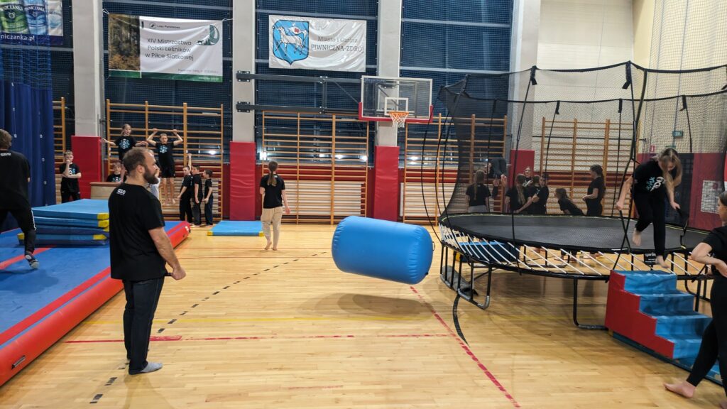 Freestyle world piwniczna (33)